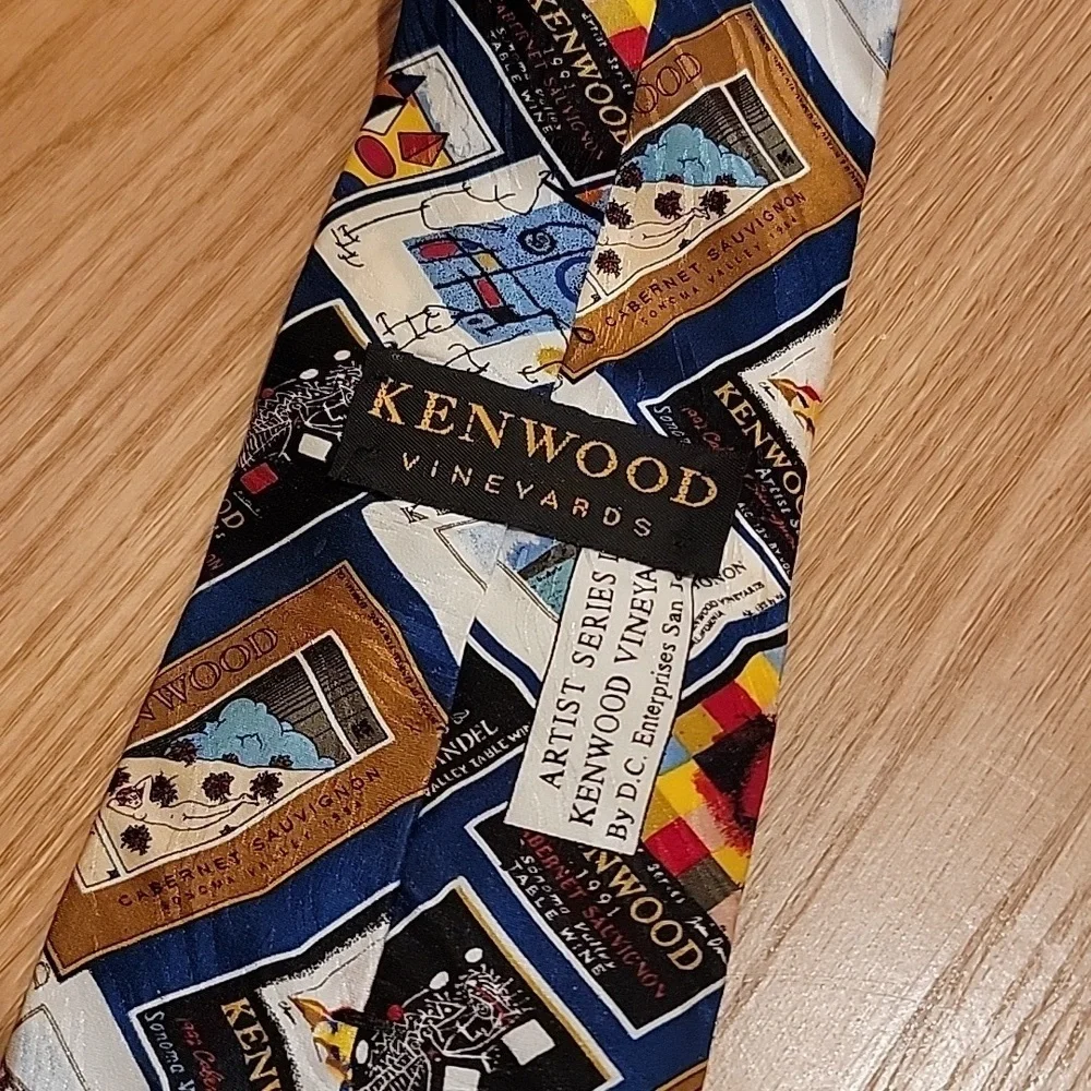 Kenwood Vineyards Neck Tie Artist Series 4 Wine Cabernet Sauvignon Winner T34